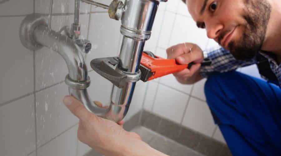 Professional same day plumber services in Oconee, IL